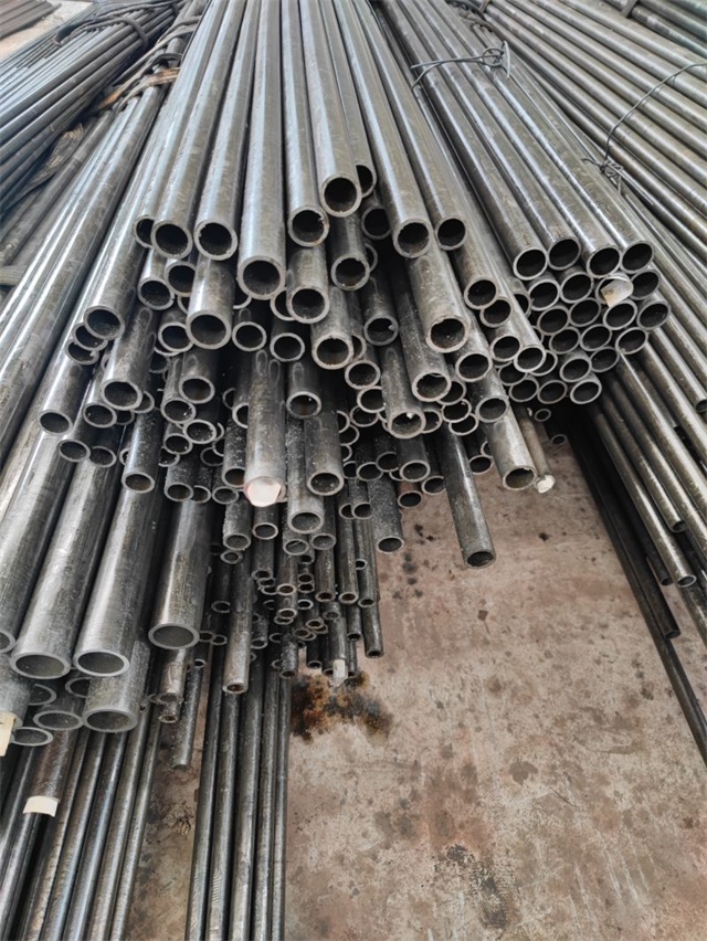 三沙精密光亮无缝钢管厂